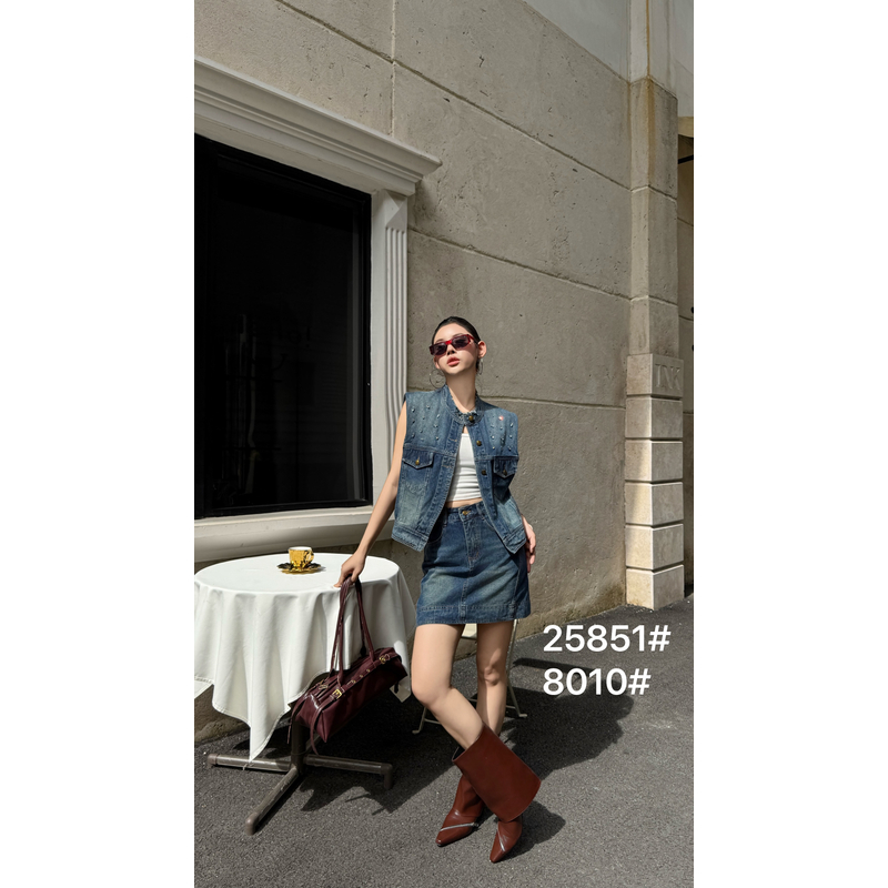 25851{旧梦钻光}2025新款美式复古潮流时尚烫钻钉珠女马甲