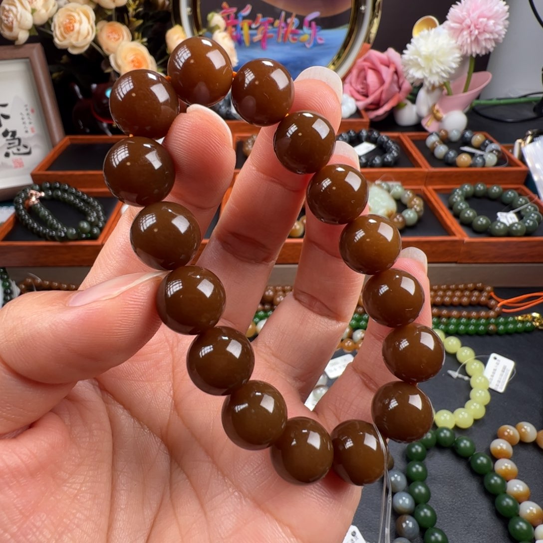 和田玉手链未镶嵌色标老红糖