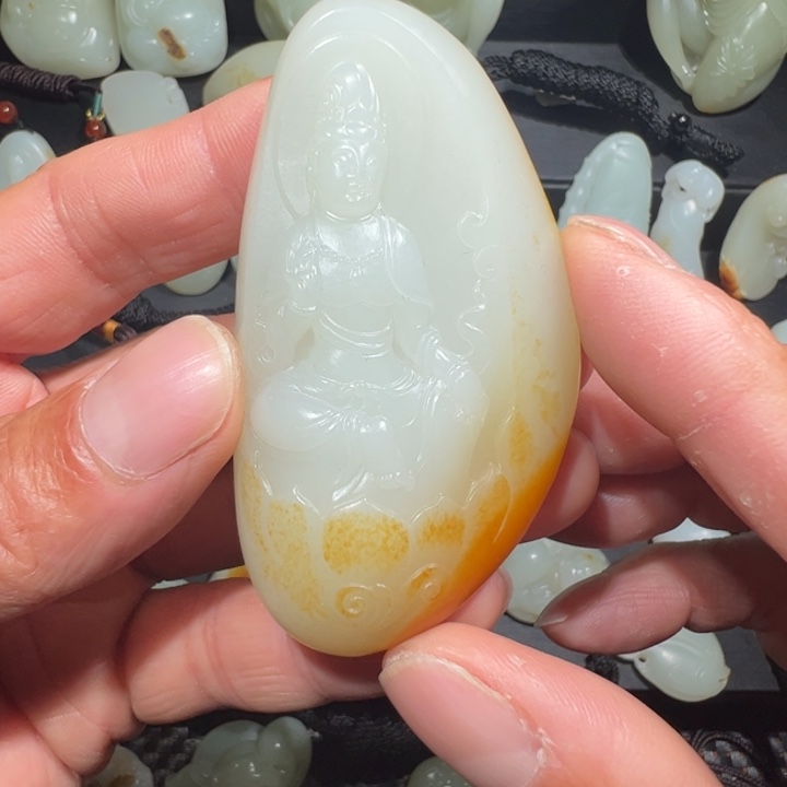 和田玉颈饰未镶嵌@***染