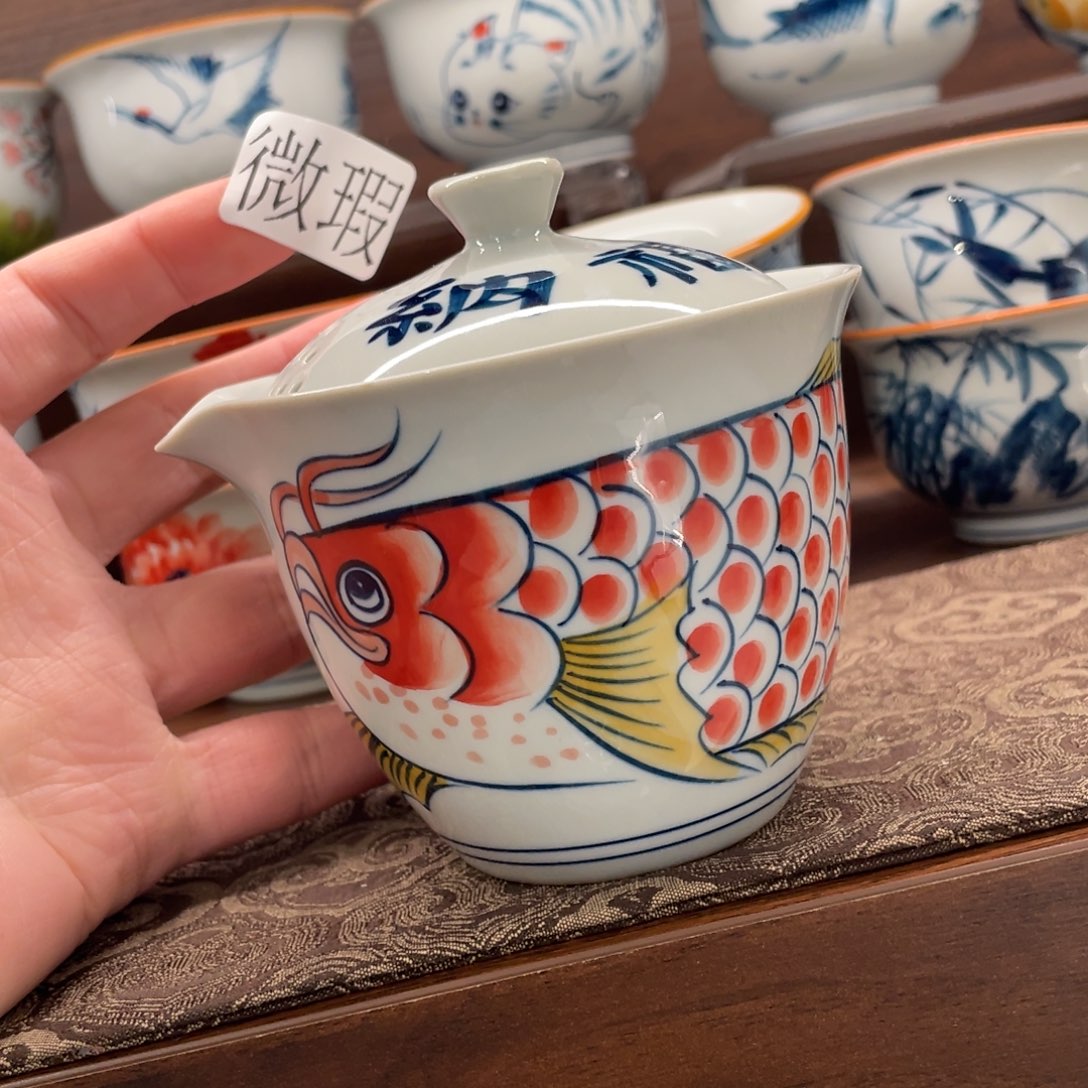 釉下手绘茶具微瑕