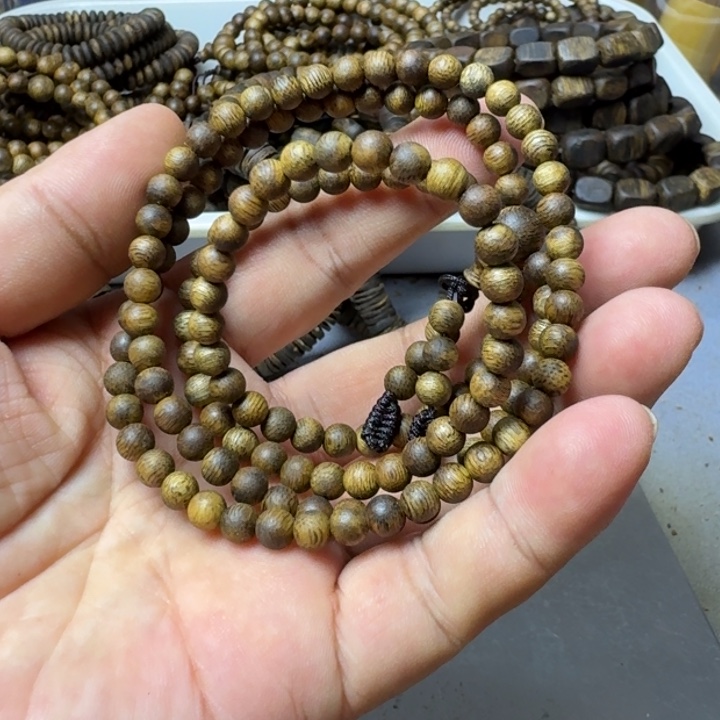 沉香手串-****-乌身手串7克加