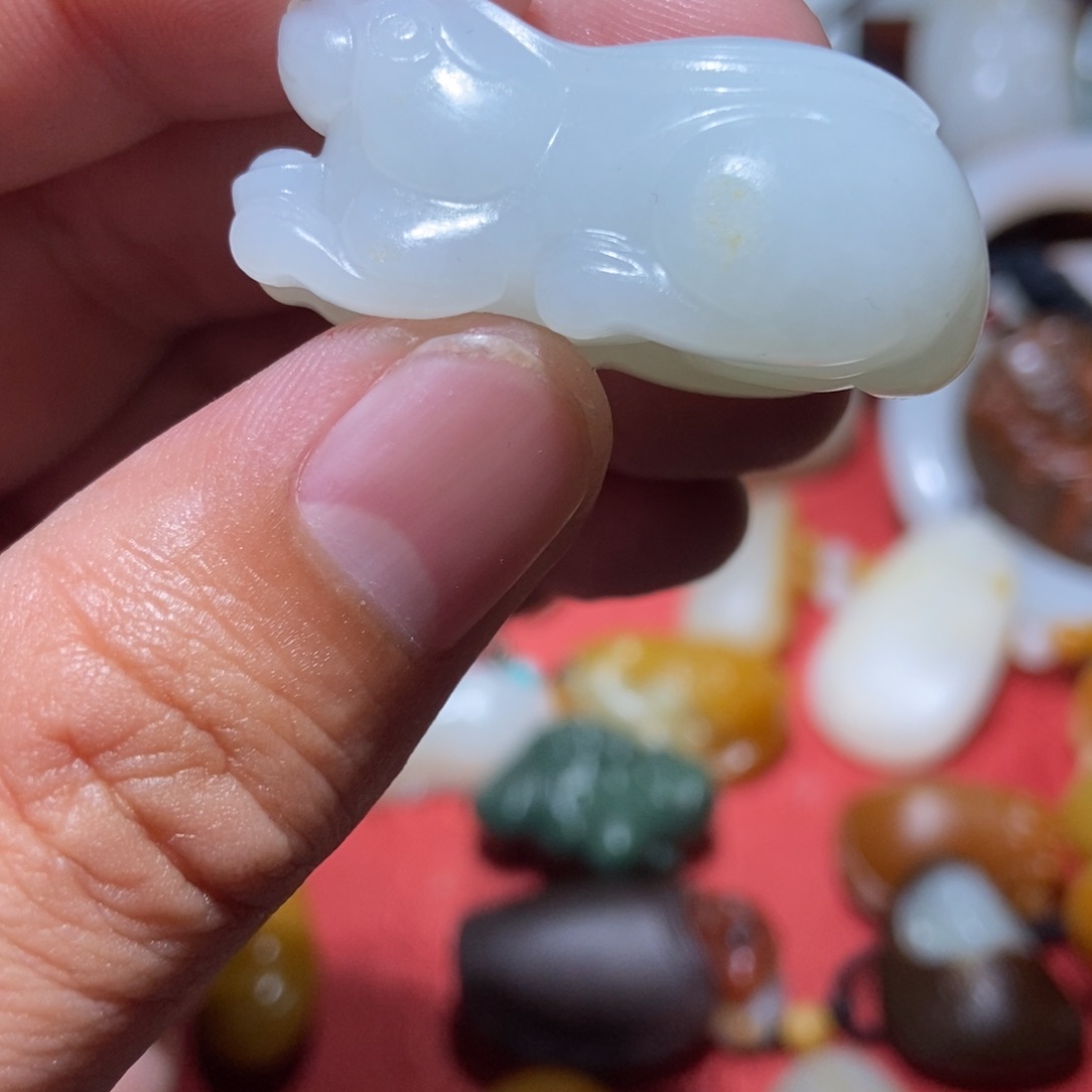 和田玉颈饰未镶嵌大*