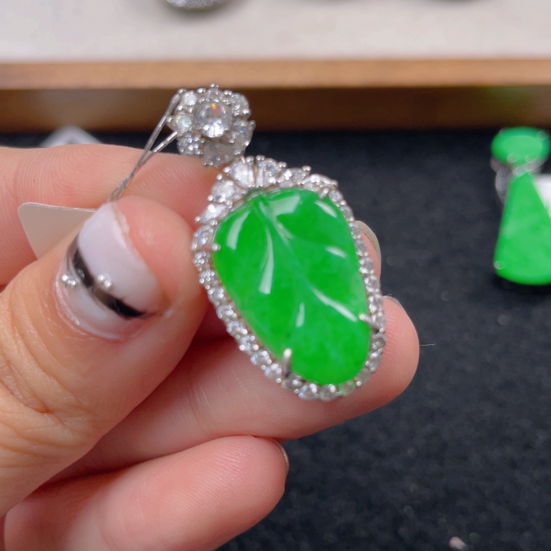 翡翠颈饰银S925镶嵌h h b b b b