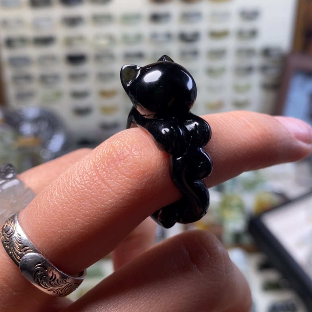 蛇纹石玉未镶嵌戒指微瑕放漏16.6内径港码12