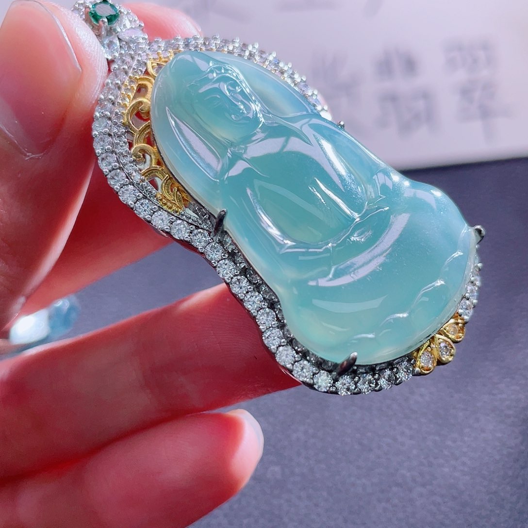 翡翠颈饰未镶嵌88888888
