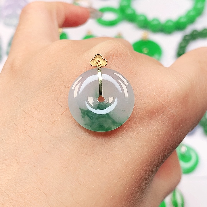 吊坠(不含链)18K金镶嵌翡翠