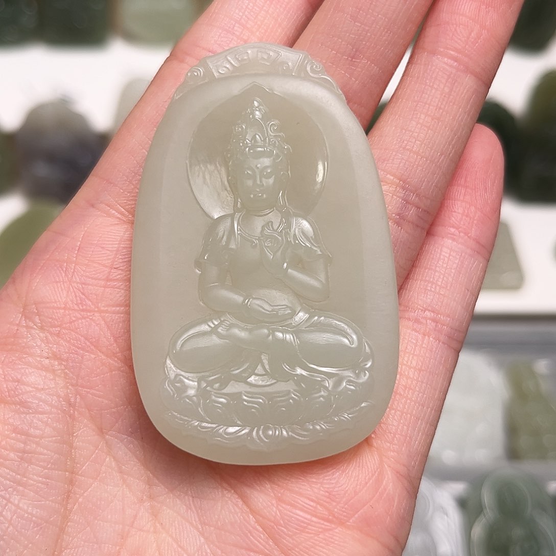 和田玉颈饰未镶嵌