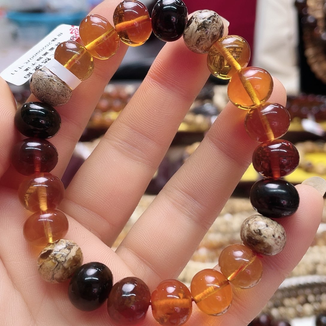 琥珀裸石未镶嵌十一