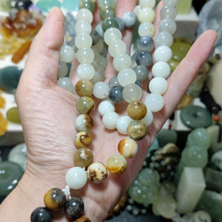 岫玉未镶嵌108粒珠子