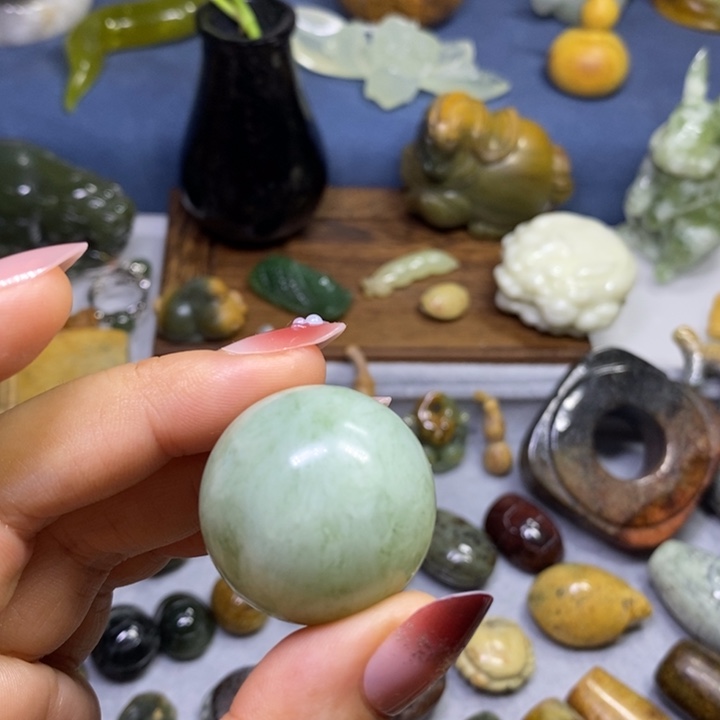 蛇纹石玉未镶嵌岫玉3.0