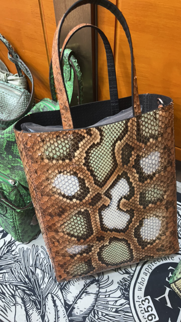 大脉稀有动物皮私人订制备注颜色