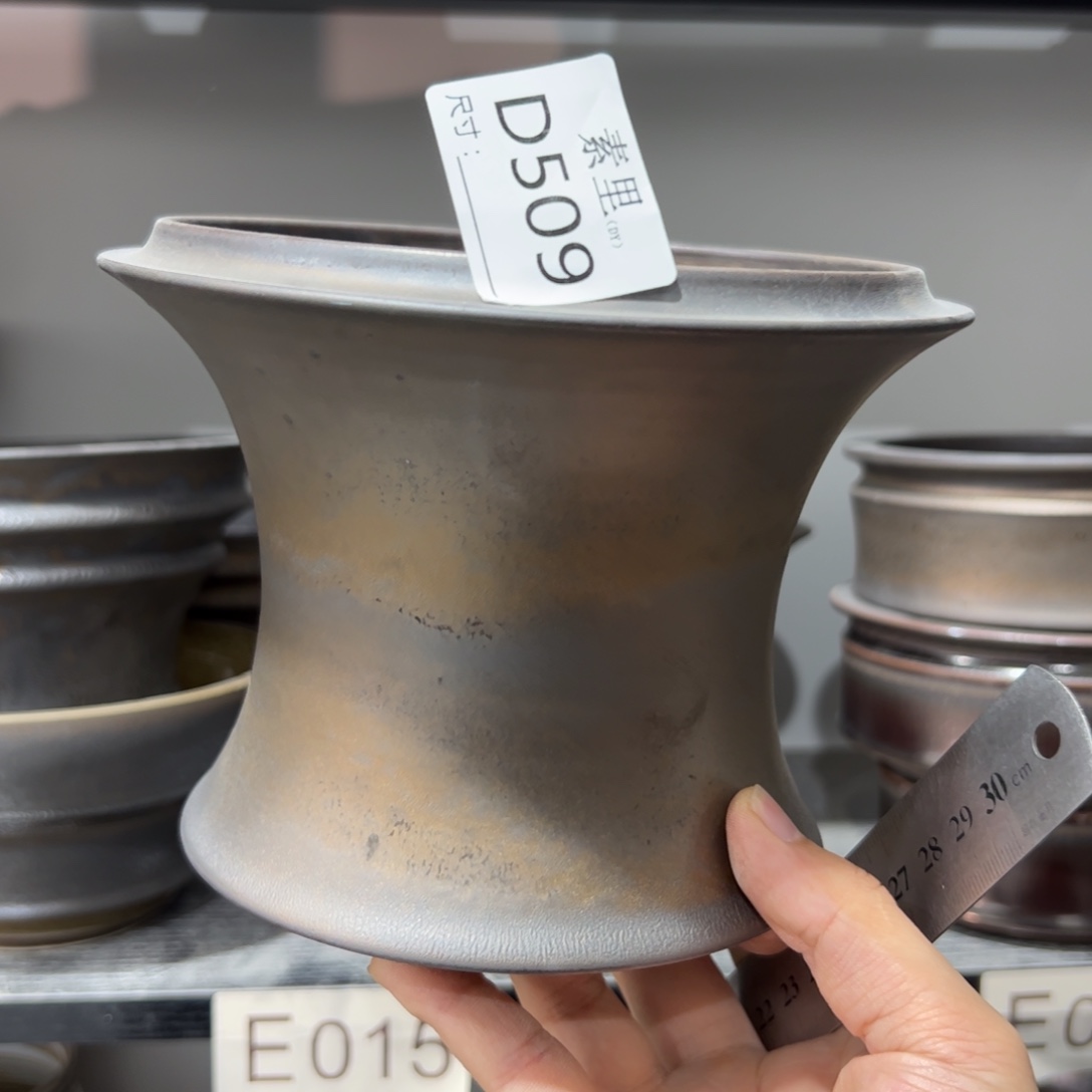 景德镇素里手工内口14高13瑕疵