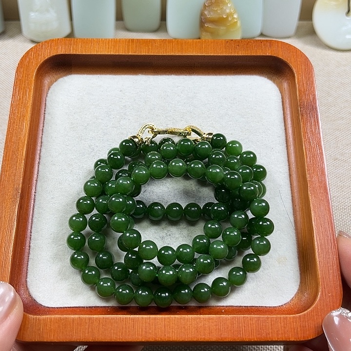 和田玉（碧玉）未镶嵌颈饰