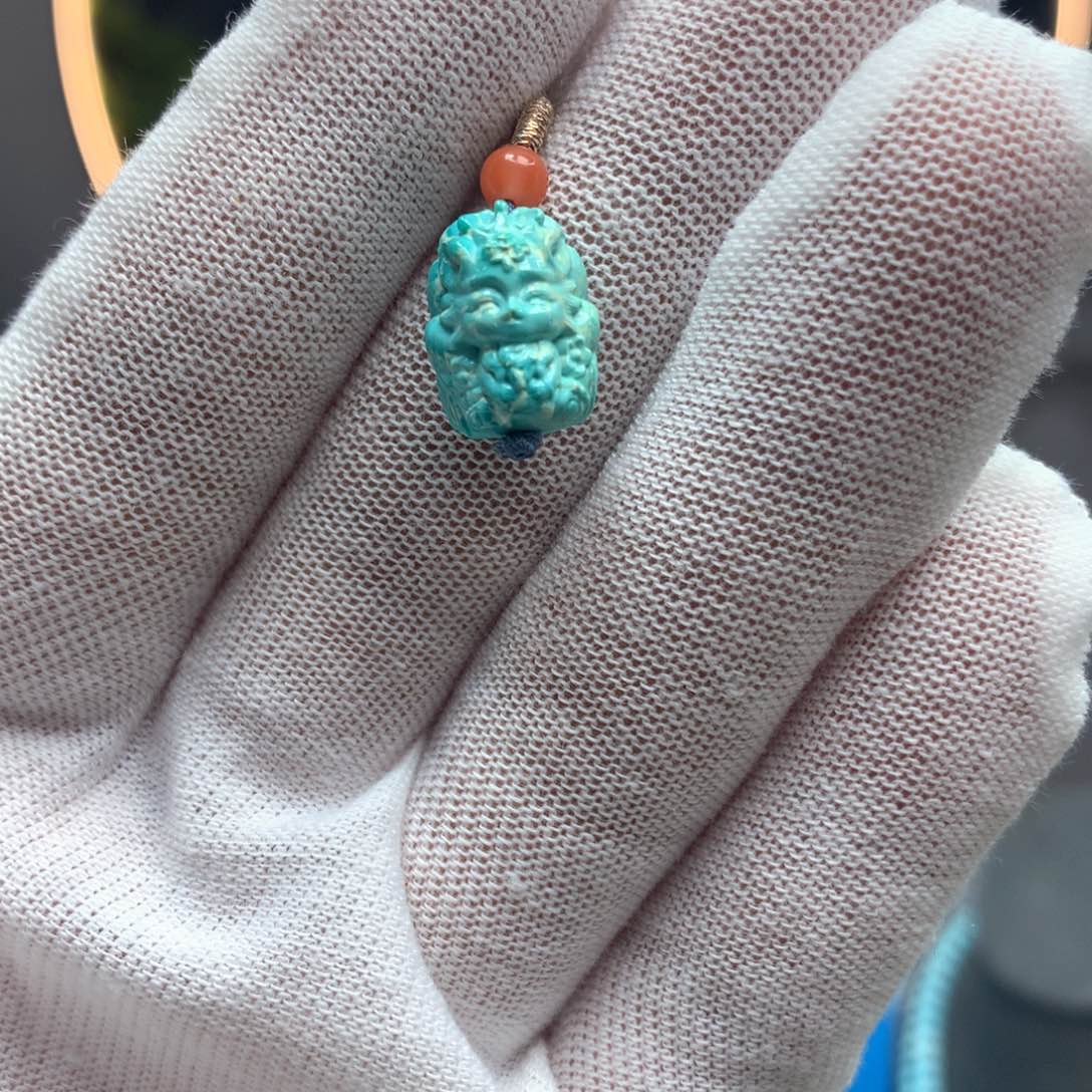 绿松石未镶嵌挂件