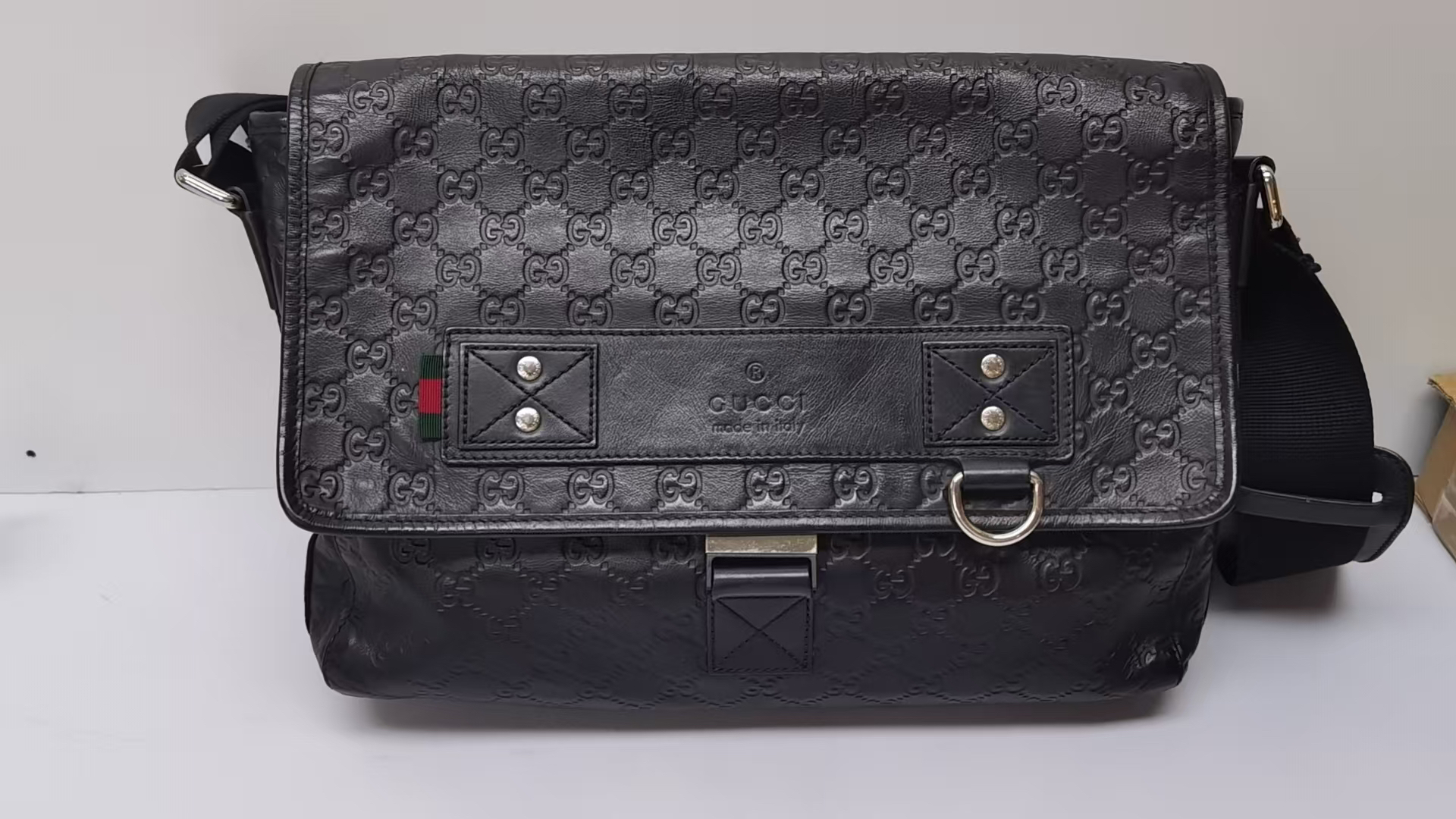 95新 LouisVuitton/路易威登 古驰印花全皮单扣邮差包111