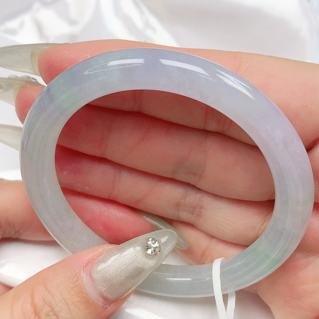 翡翠手镯未镶嵌抖音600