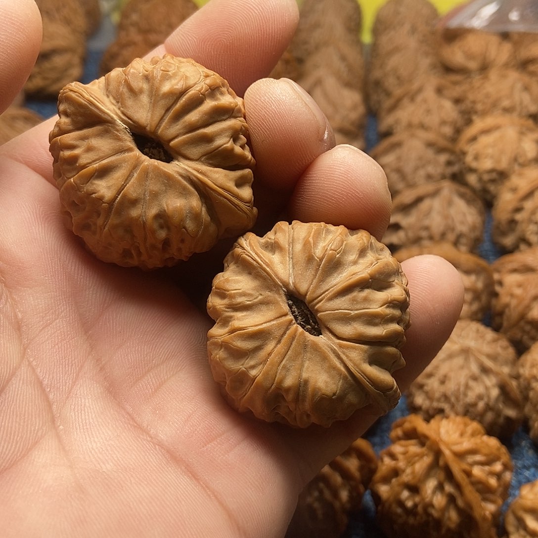 不***凡把件文玩核桃团圆