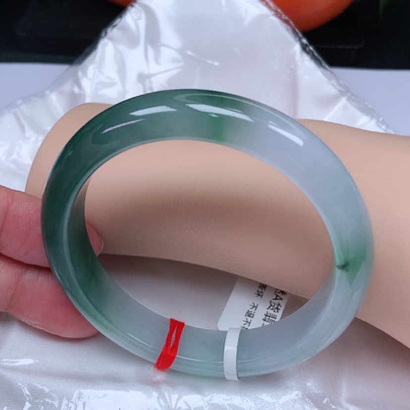 【闪购商品】翡翠手镯未镶嵌，