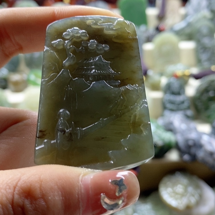 和田玉未镶嵌颈饰