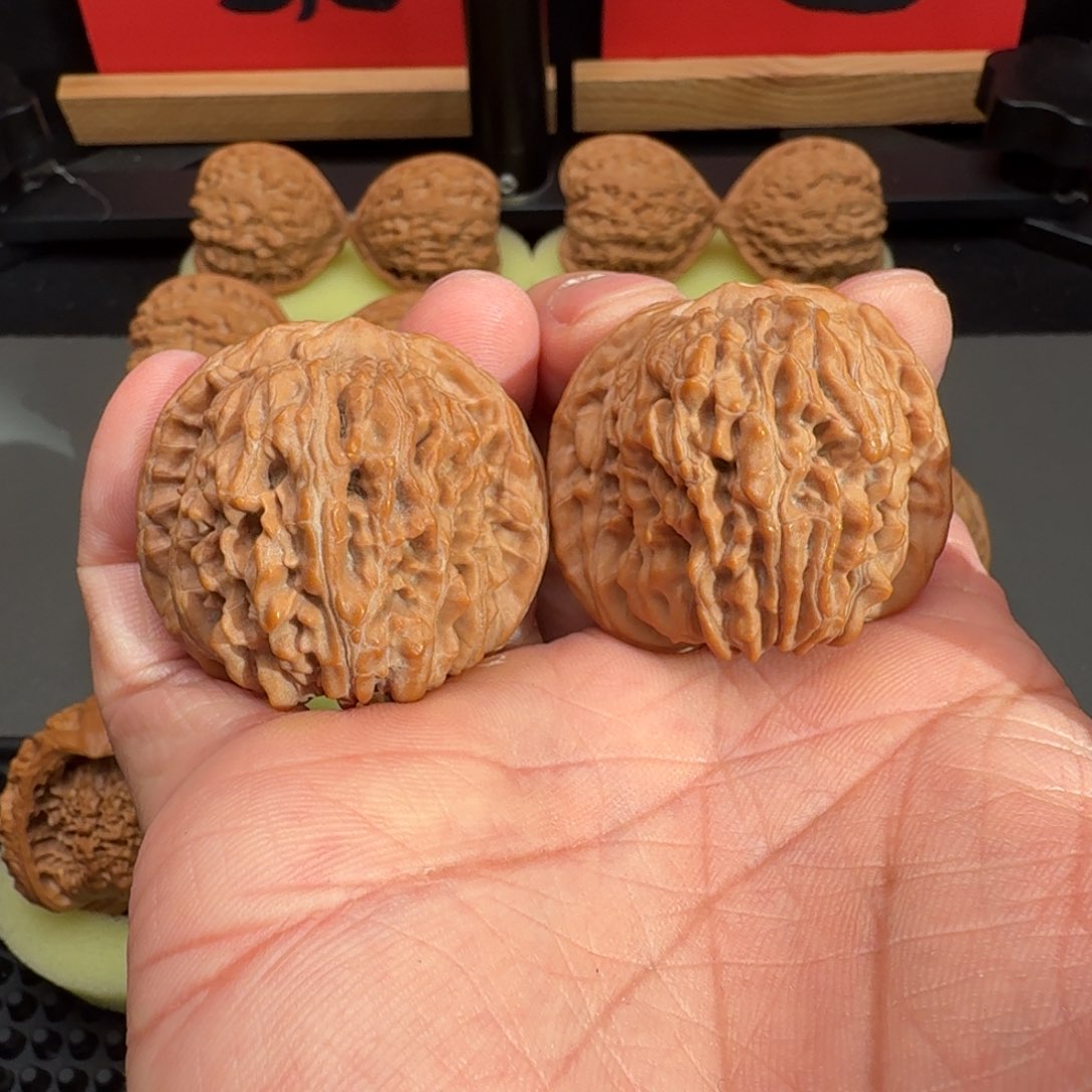 文玩核桃把件四座楼42