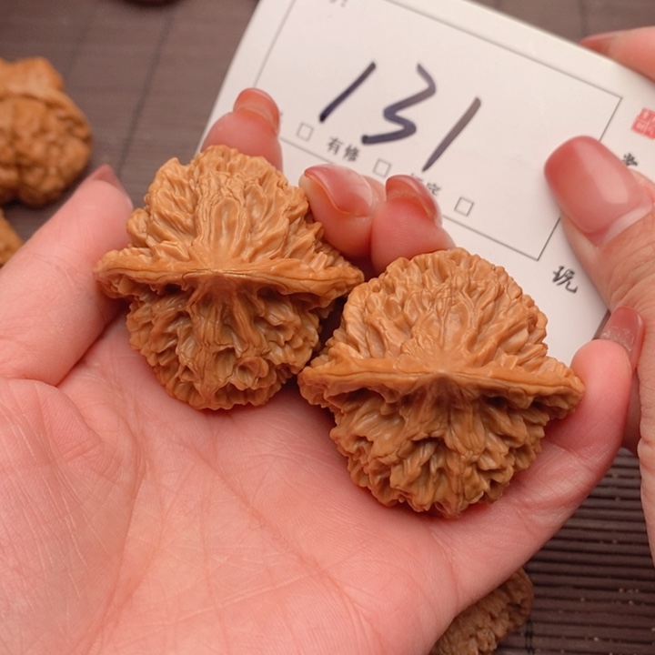 文玩核桃吊坠45全品帝王131