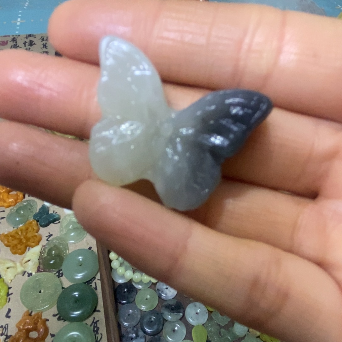 蛇纹石玉未镶嵌天然岫玉