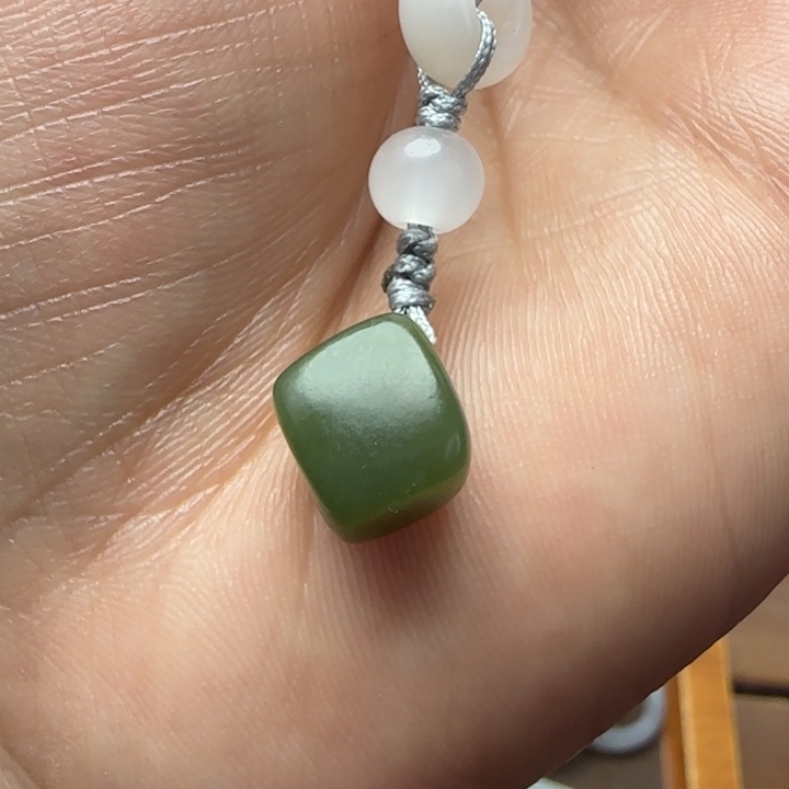 和田玉颈饰未镶嵌福利