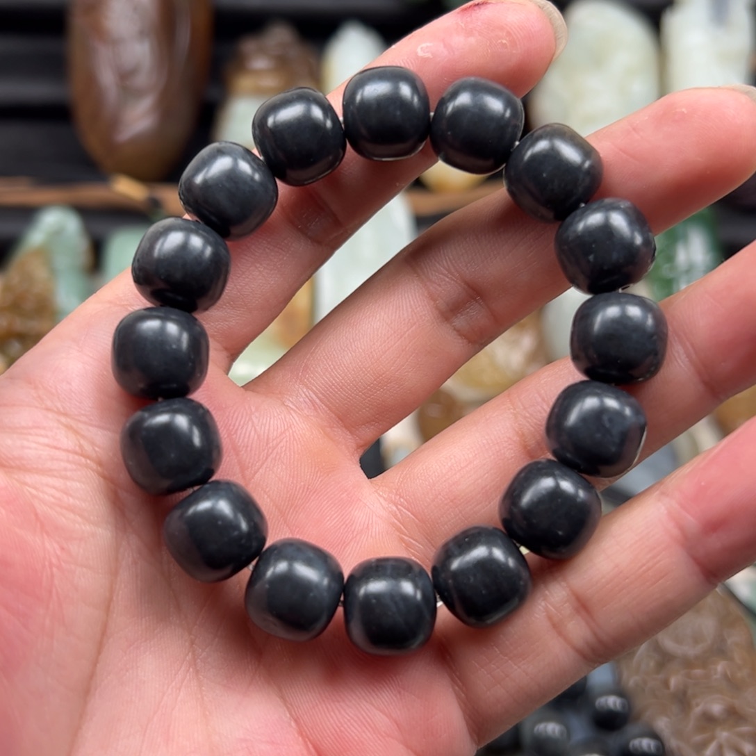 和田玉把件未镶嵌