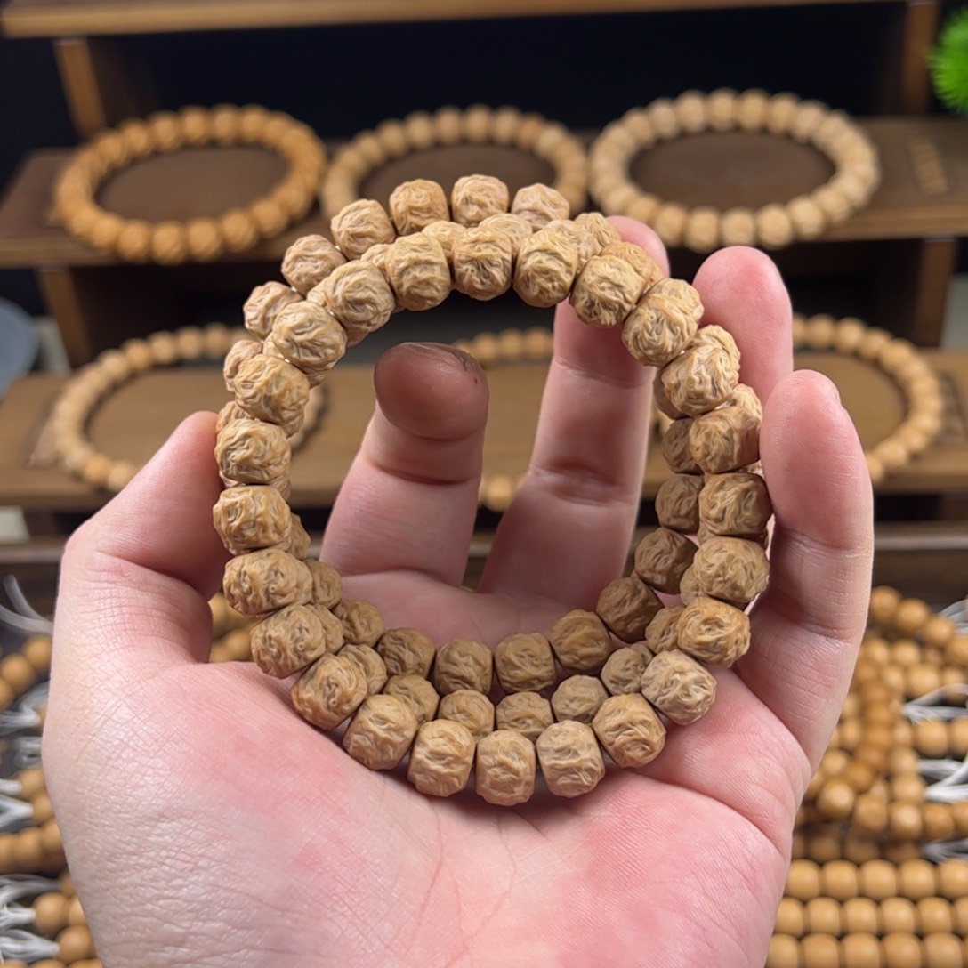 吊坠猴头核桃全品龙蛇