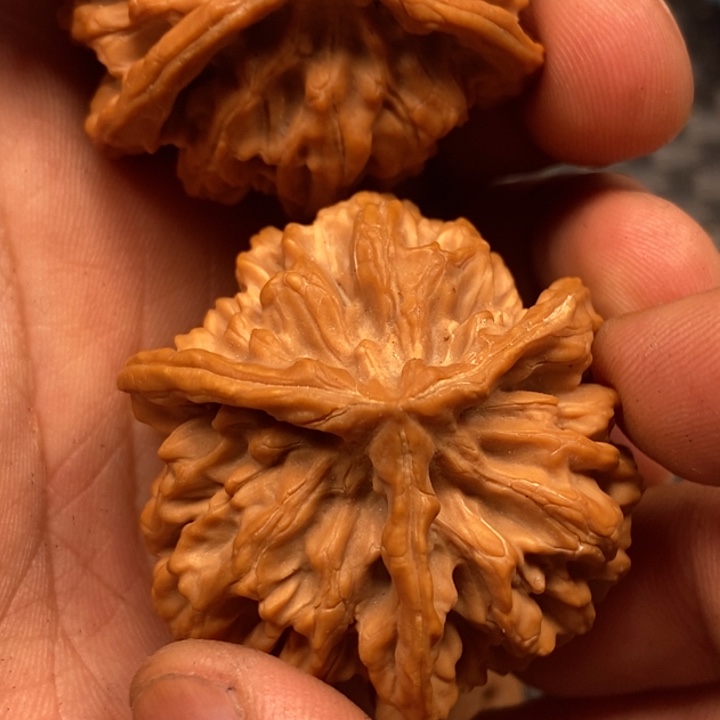 吊坠文玩核桃秦闷三棱牛逼