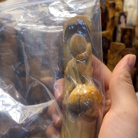 实心玉竹雕刻美背