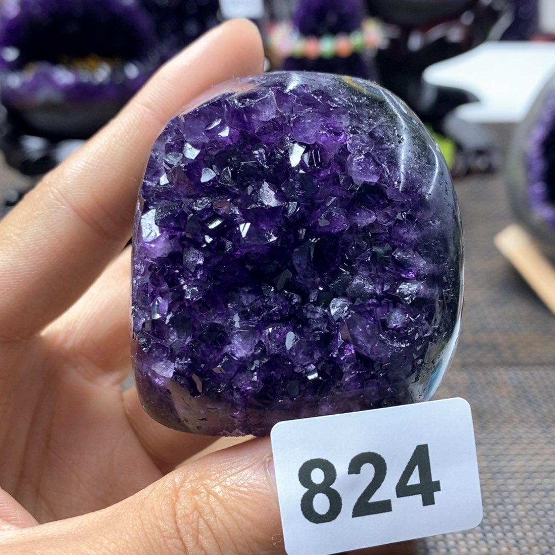 未镶嵌紫晶大型摆件（非配饰）