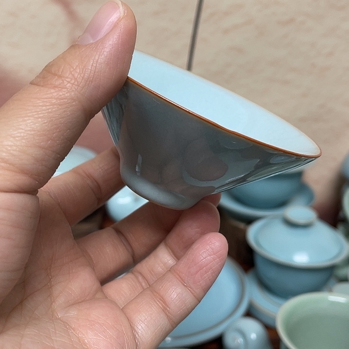 杯子天青描金斗笠杯微微瑕