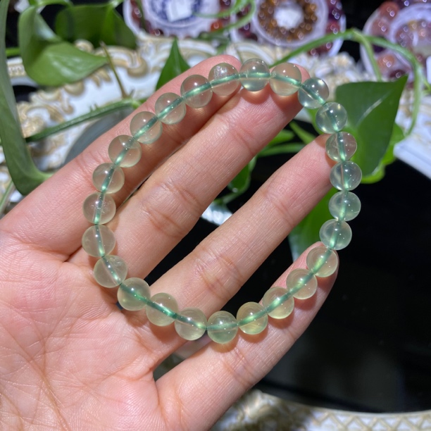 绿葡萄石单圈7mm左右手串
