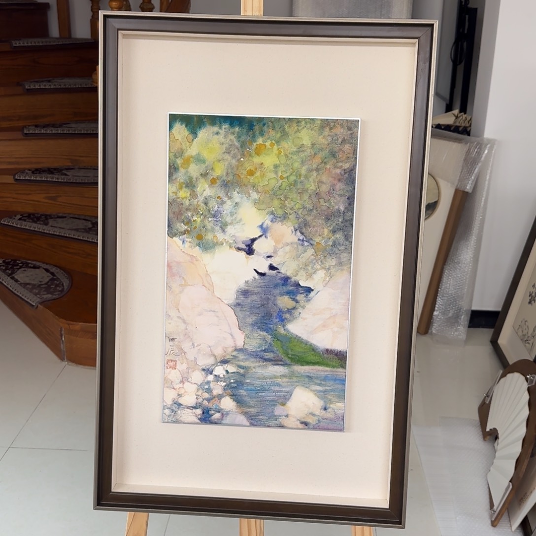 国画烜党震 竖幅带框