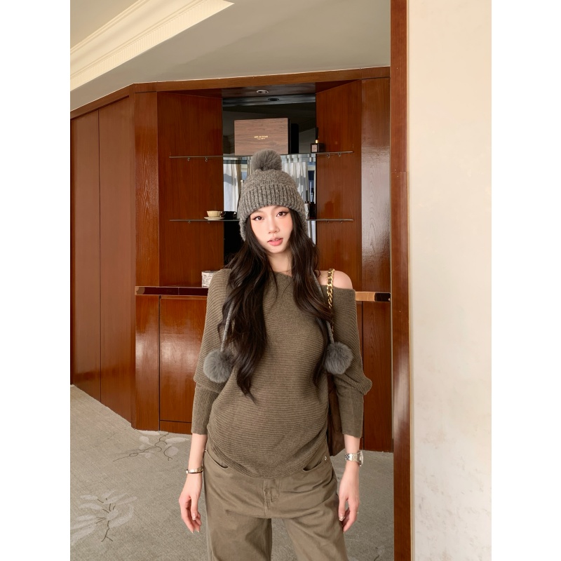 withmin凉皮 秋冬斜领针织斜肩蝙蝠袖宽松显瘦长袖上衣N260306