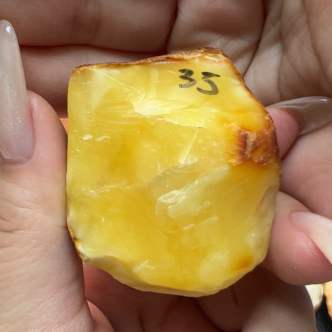 定制琥珀未镶嵌蜜蜡