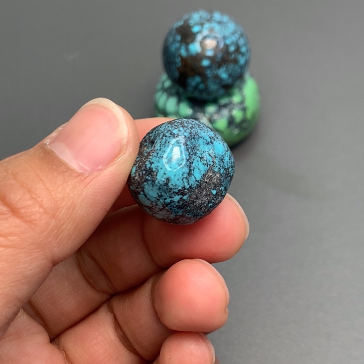 绿松石颈饰未镶嵌