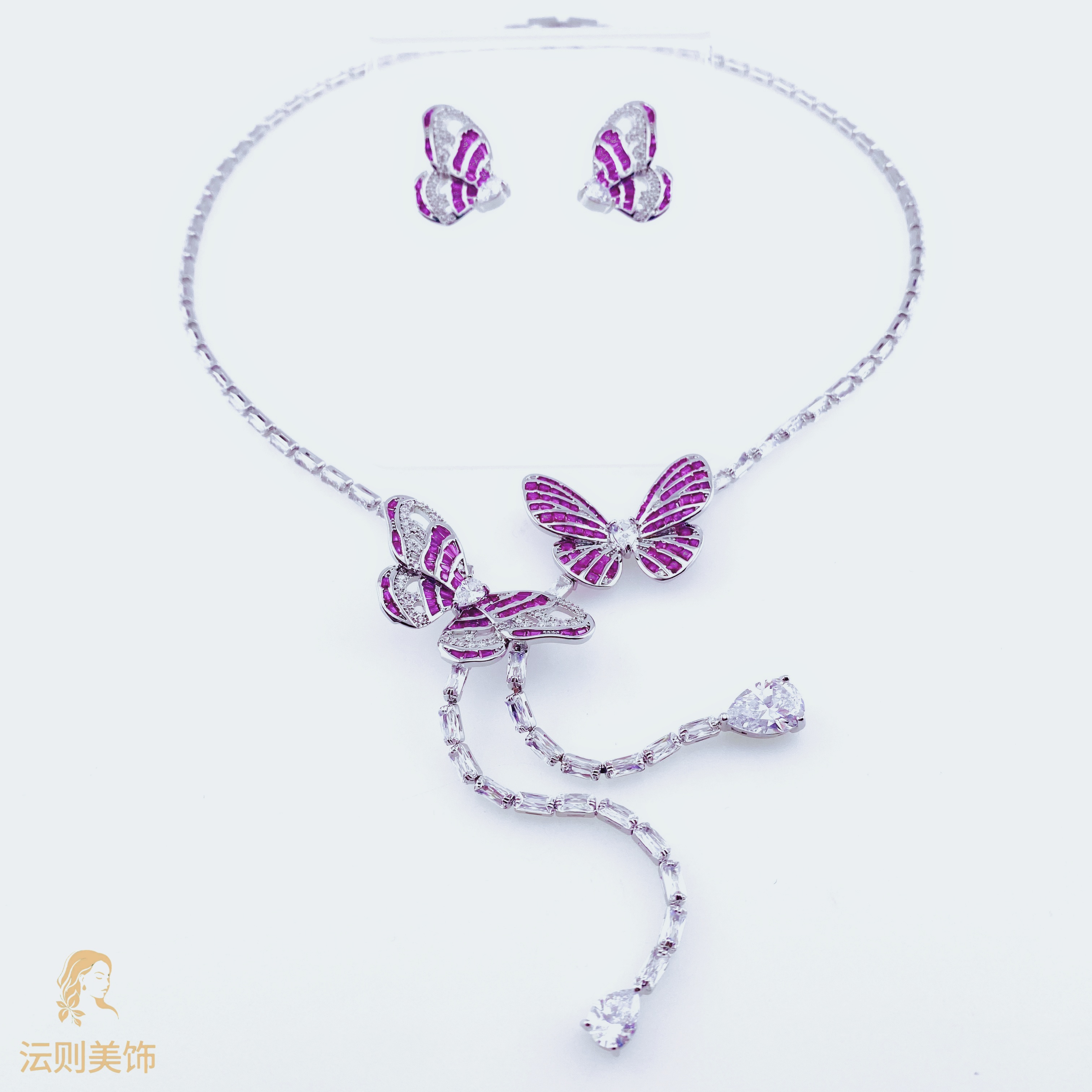 铜合金锆石耳饰 H034时尚气质橄紫色蝴蝶款《追欢》耳环