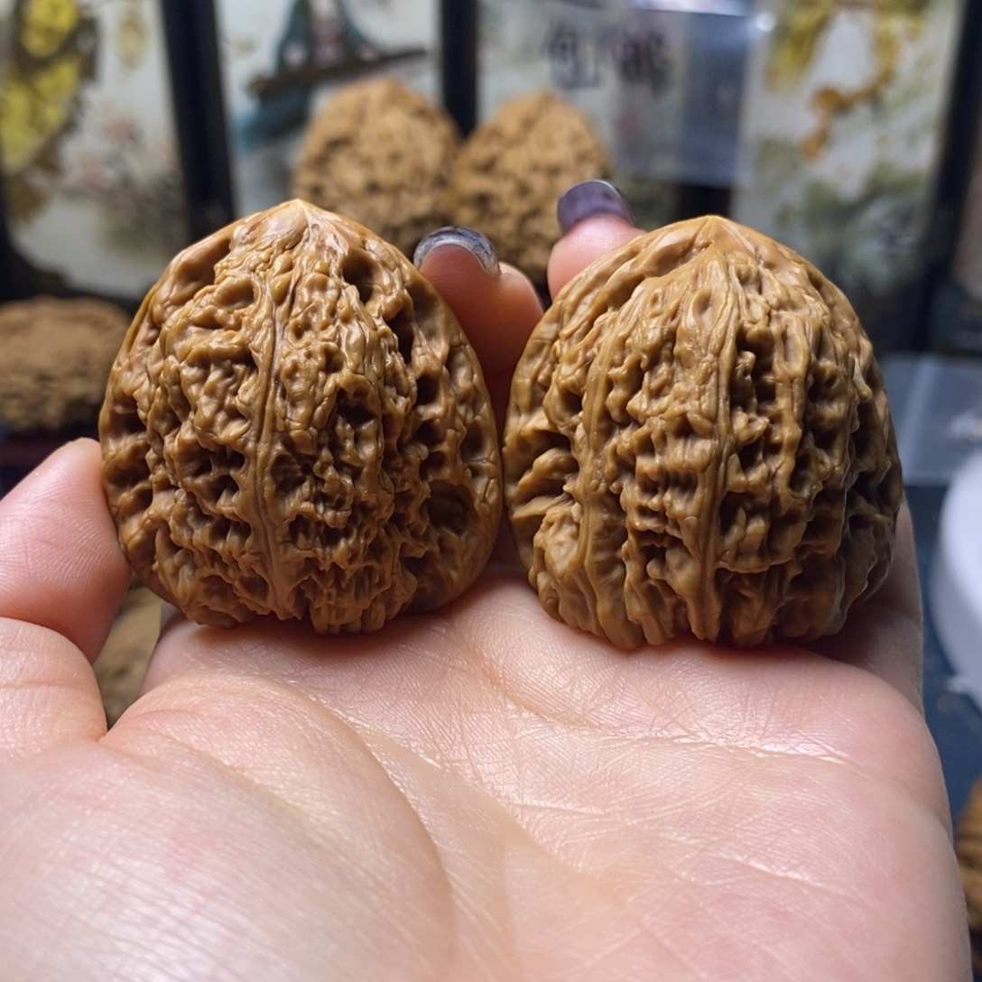 文玩核桃吊坠南疆38尺03