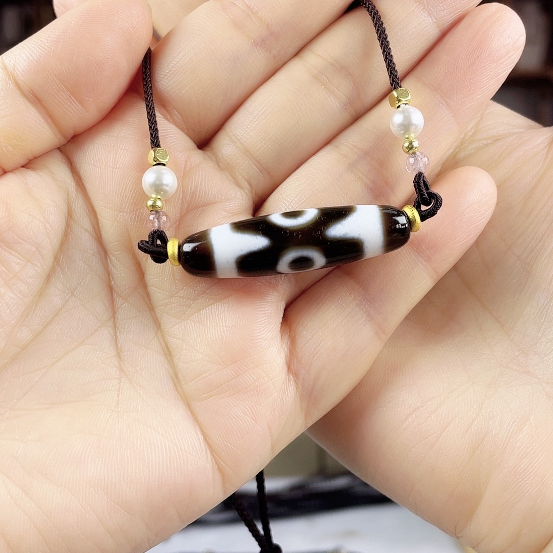 合金颈饰玛瑙/玉髓吉品