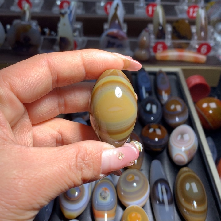 玛瑙/玉髓颈饰未镶嵌吊坠