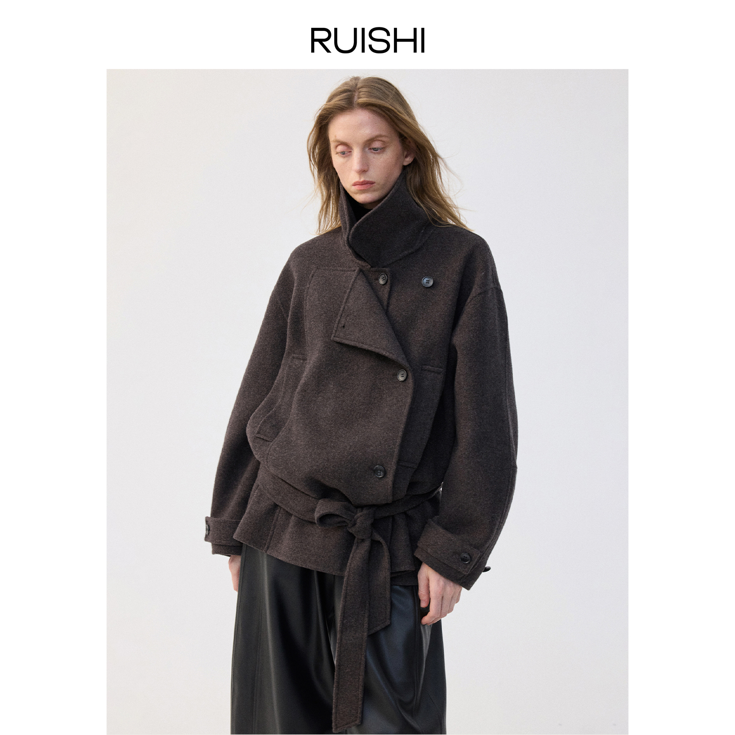 RUISHI芮时冬日来信100绵羊毛立领廓形短毛呢外套女冬R25D110203