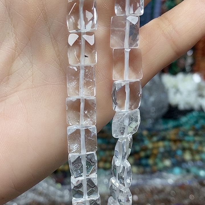 黄***霖玛瑙/玉髓未镶嵌珠宝半成品天然白水晶