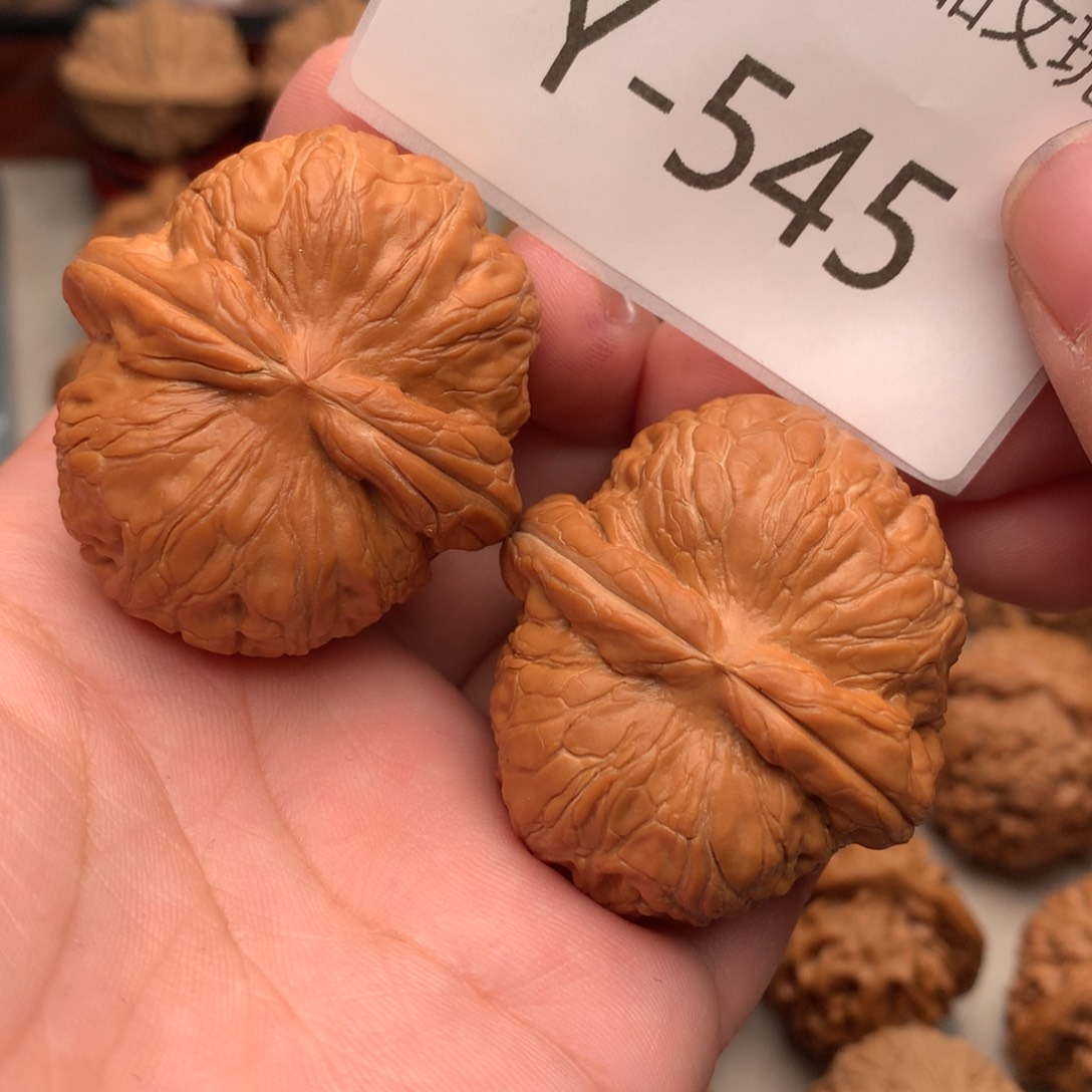 文玩核桃把件43元宝……………