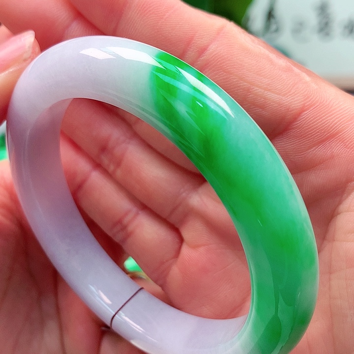 翡翠未镶嵌手镯天然翡翠手镯60