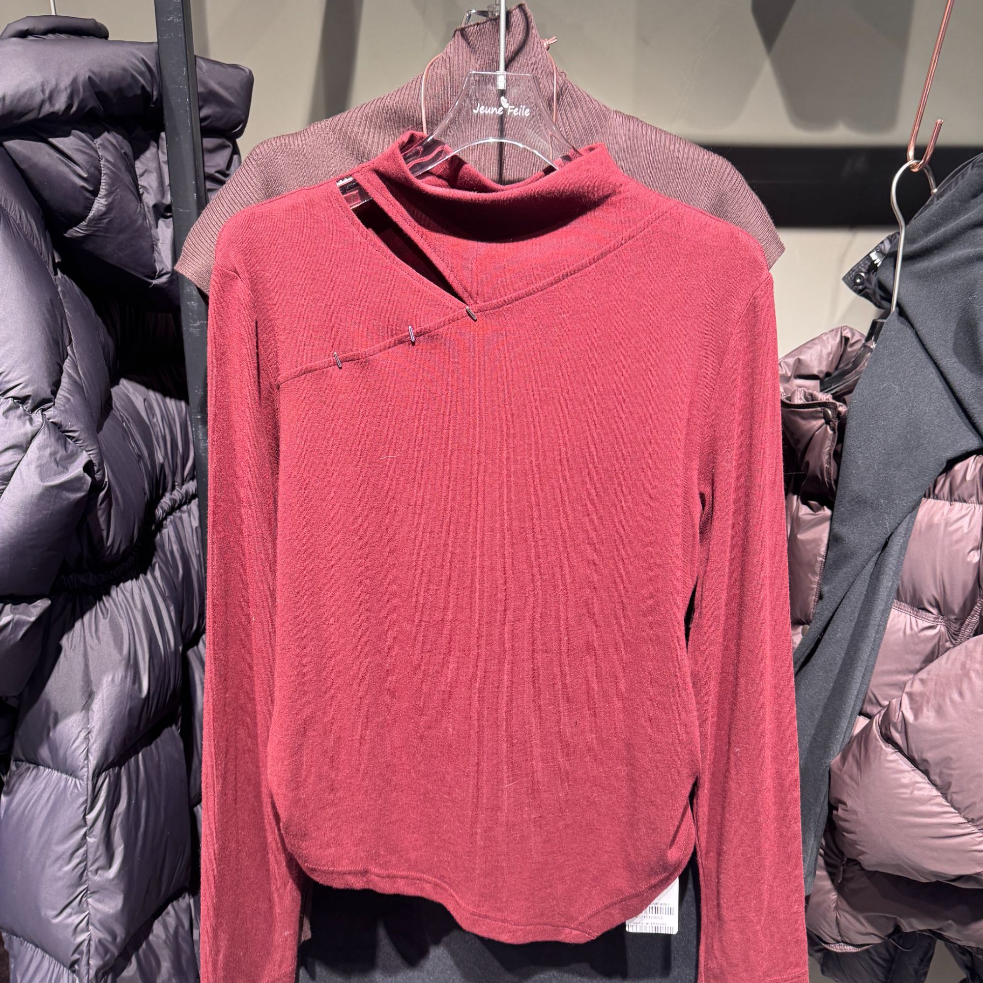  女士半高领国风欧美风镂空长显瘦时尚tT恤