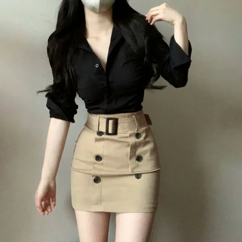 秋冬新款辣妹纯欲JK收腰白色衬衫女纽扣半身包臀裙高腰套装职业裙