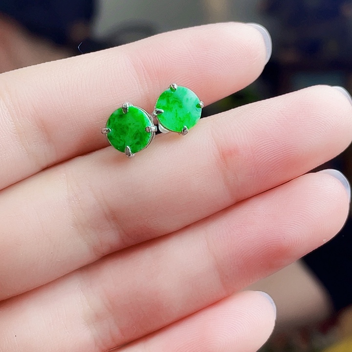 翡翠银S925镶嵌颈饰多样性