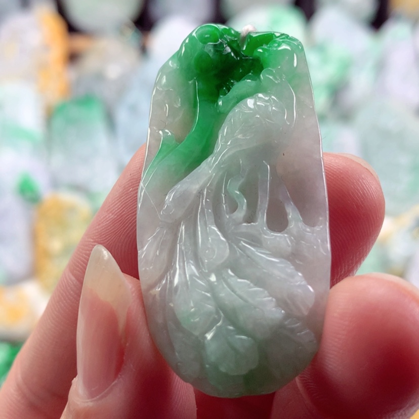 【闪购商品】翡翠吊坠(不含链)未镶嵌